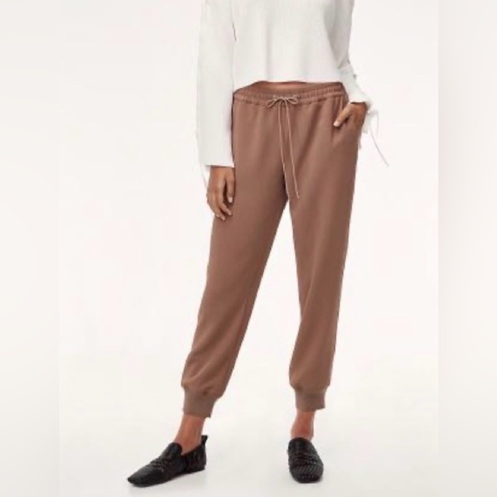 Wilfred Buffon Nutmeg Crepe Jogger Pants Size L